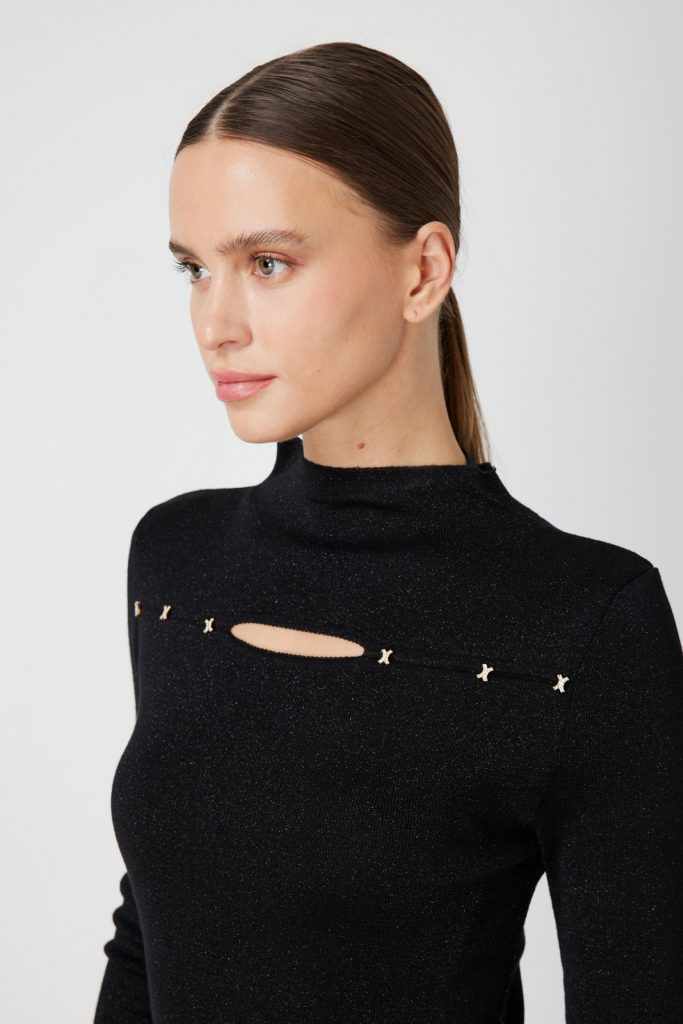 ON TRİKO Simli Kumaş Pencere Detaylı Triko Kazak 66309-26K - Siyah