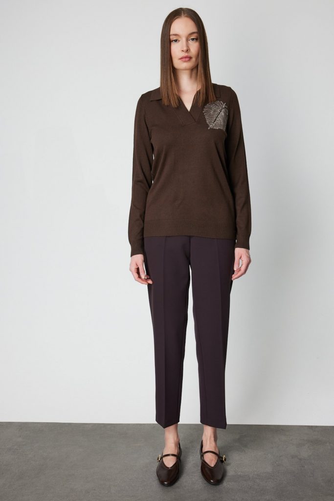 ON TRİKO Omzu Zincirli Yaprak Detaylı Triko Kazak 65334-26k - kahve