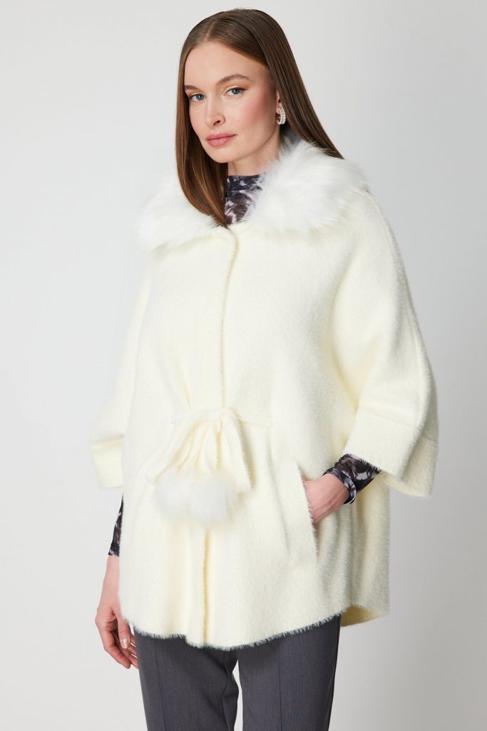 ON TRİKO Yakası Kürklü Peluş Hırka 63915-26k - KREM