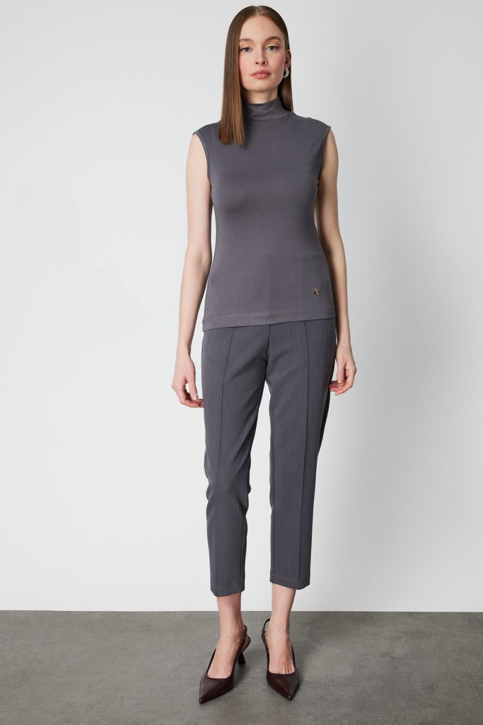 ON TRİKO Dik Yaka Kolsuz Basic Bluz 61432-26k - ANTRASİT