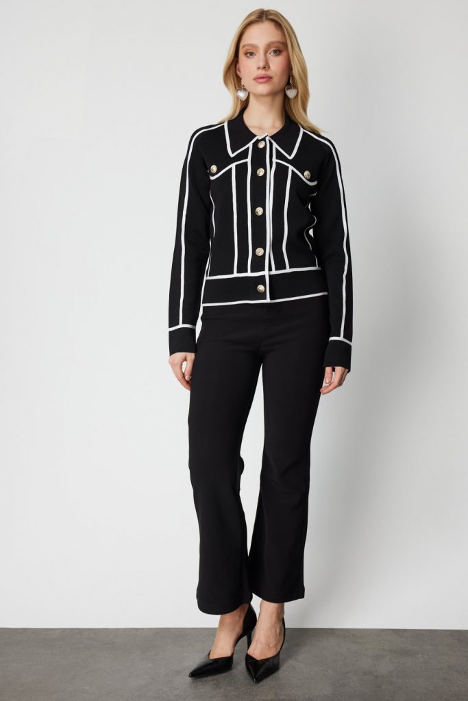 ON TRİKO Şerit Detaylı Çıtçıt Kapamalı Hırka 69908-26k - Siyah