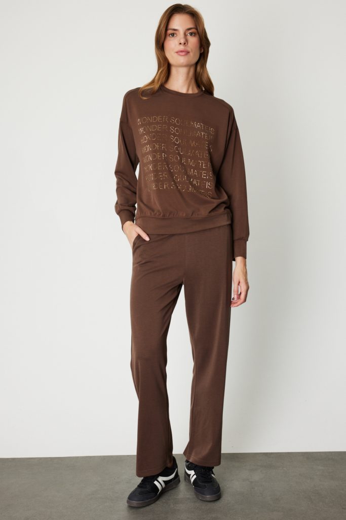 ON TRİKO Taşlı Yazılı Sıfır Yaka Eşofman Üstü 66348-26k - kahve