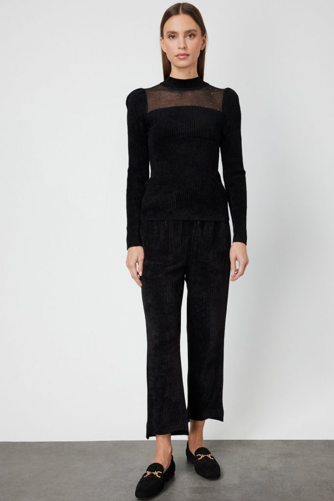 ON TRİKO Transparan Detaylı Kadife Bluz 60415-26K - Siyah