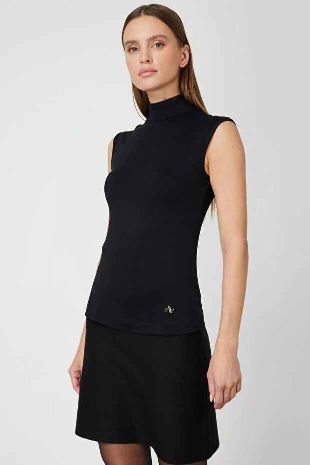 ON TRİKO Dik Yaka Kolsuz Basic Bluz 61432-26k - Siyah