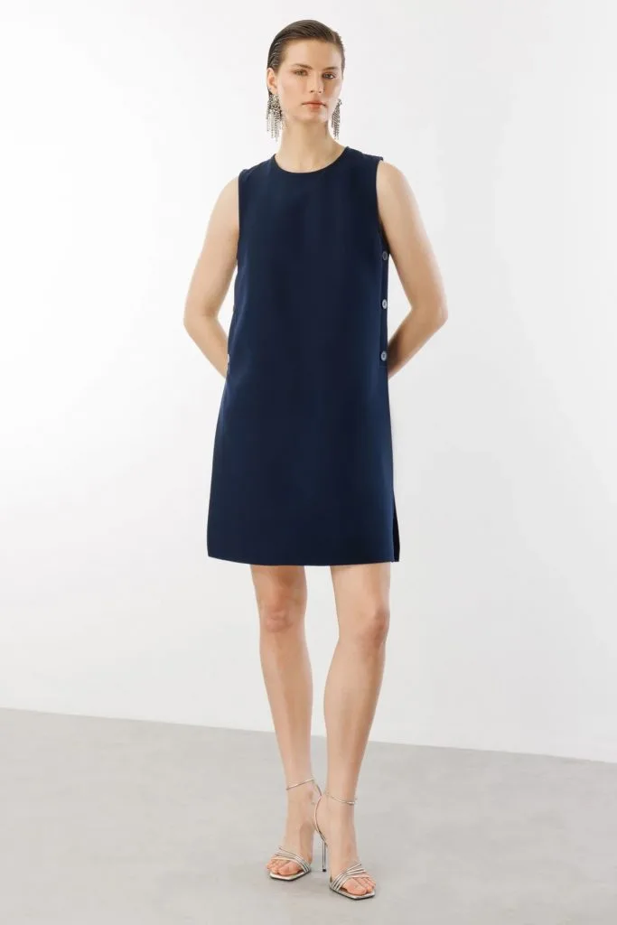 ON TRİKO Düğme Detaylı Yırtmaçlı Elbise 54332-25