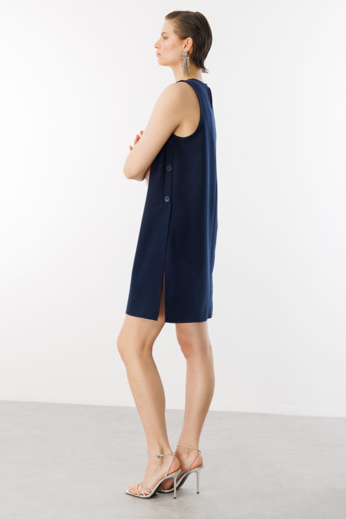 ON TRİKO Düğme Detaylı Yırtmaçlı Elbise 54332-25 - Lacivert