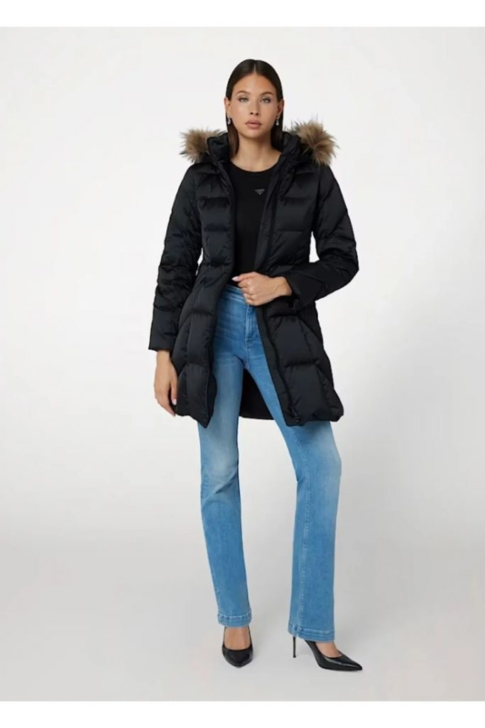 Guess Gerçek kuş tüyü şişme mont W4BL40WEX52-24K - Siyah