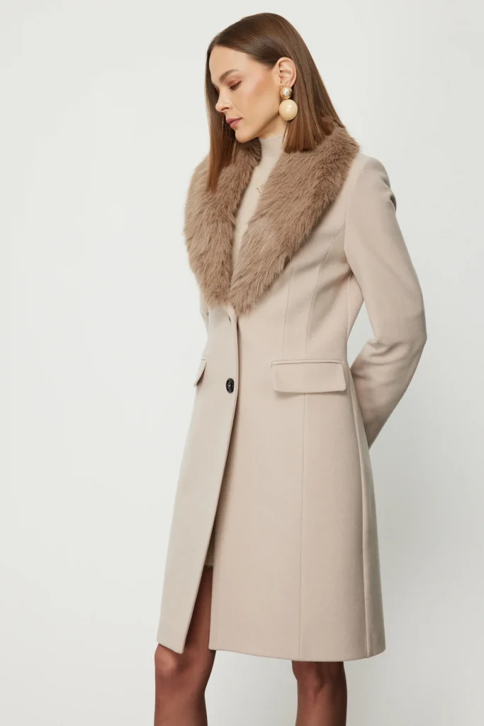 EKOL Yakası Kürklü Kapak Cepli Kaban 6065 - TAŞ