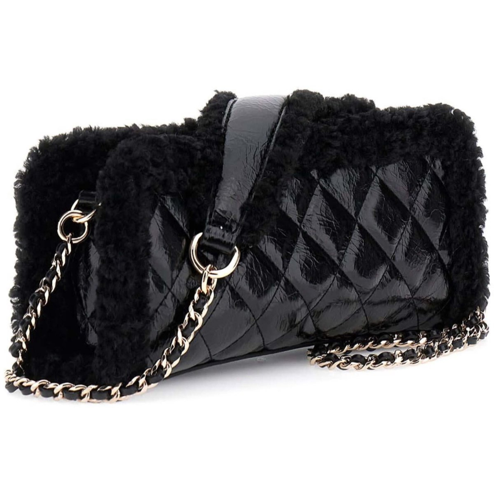 GUESS Amita yapay kürk çapraz çanta HWTG8139720 - Siyah