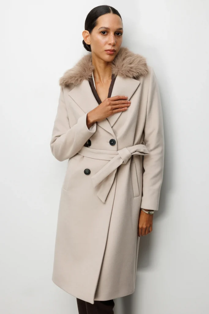 EKOL Yakası Kürklü Beli Kuşaklı Kaban  6001 - TAŞ