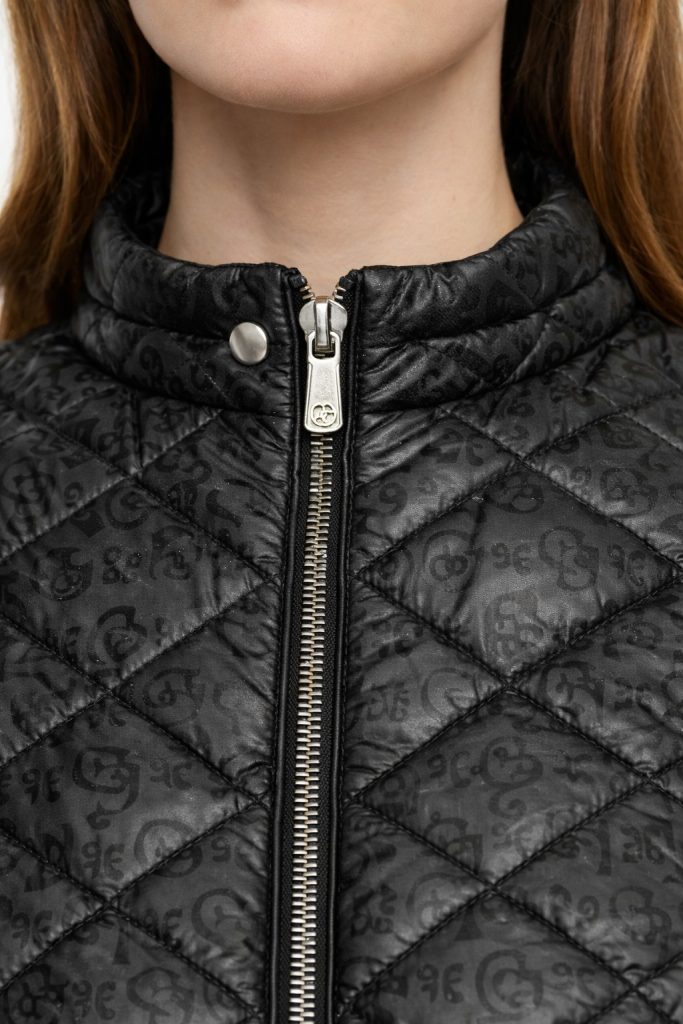 GUESS New Vona Slim Fit Dik Yaka Mont W4RL02WFWM0 - Siyah