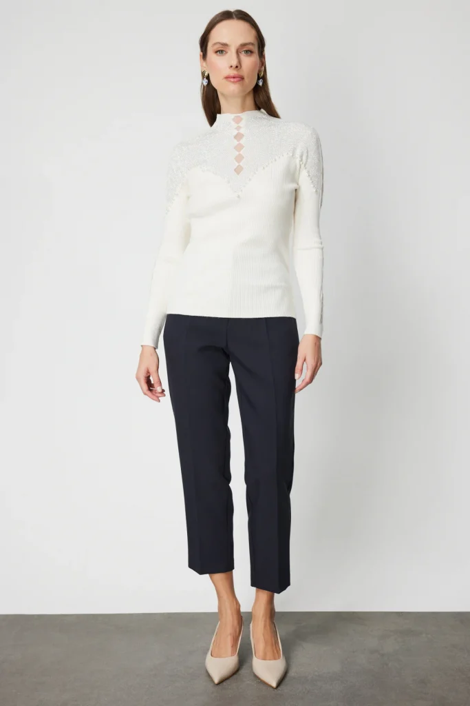 ON TRİKO Yakası Taşlı Dik Yaka Triko Kazak 60386 - EKRU