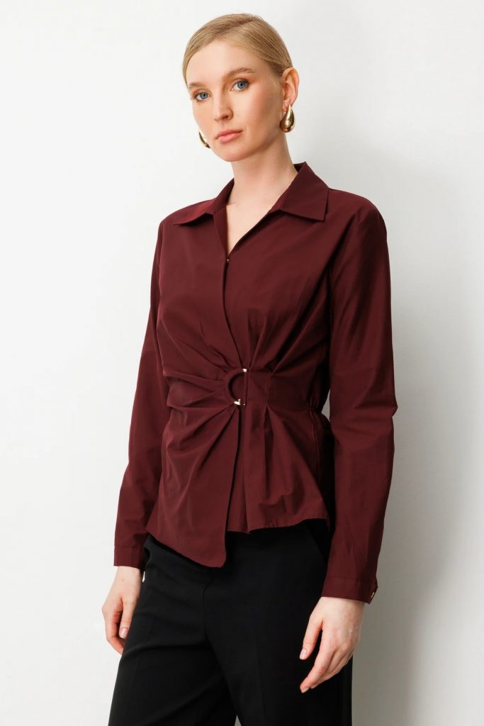 EKOL Kruvaze Yaka Önü Tokalı Bluz 3047 - bordo