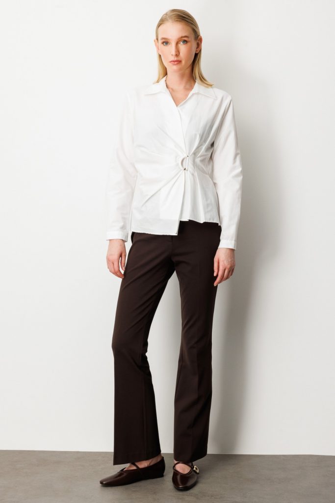 EKOL Kruvaze Yaka Önü Tokalı Bluz 3047 - EKRU