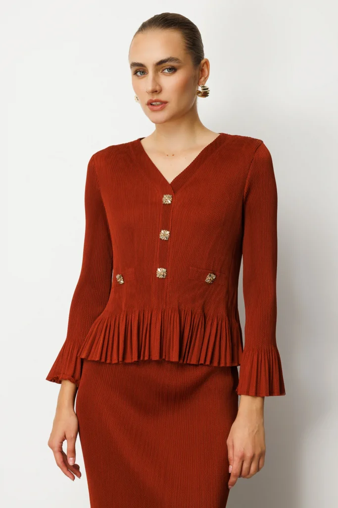 EKOL Süs Düğmeli Piliseli Bluz 3913 - kakao