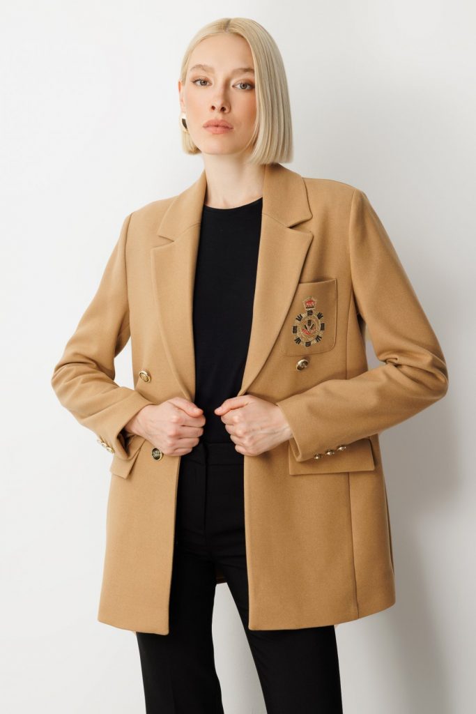 EKOL Önü Armalı Kapak Cepli Kaşe Ceket  5071