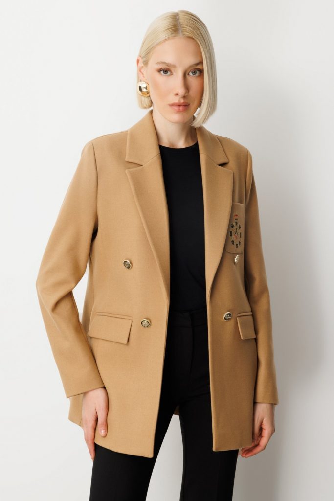 EKOL Önü Armalı Kapak Cepli Kaşe Ceket  5071