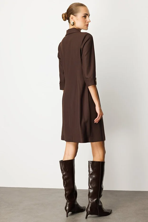 EKOL Kruvaze Yaka Düğmeli Elbise 4009 - kahve