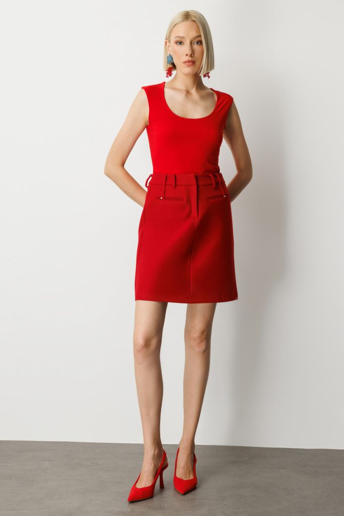 EKOL Kadın Aksesuar Detaylı Mini Kaşe Etek  2003 - KIRMIZI