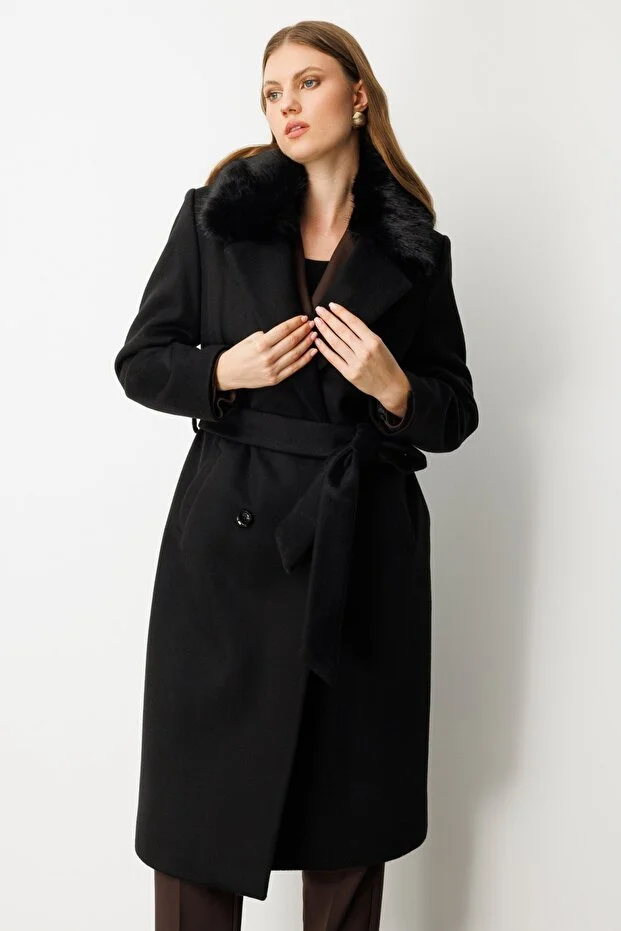 EKOL Yakası Kürklü Beli Kuşaklı Kaban 6311 - Siyah