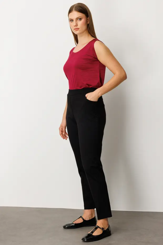 EKOL Dantel Süslemeli Dar Paça Pantolon 1087