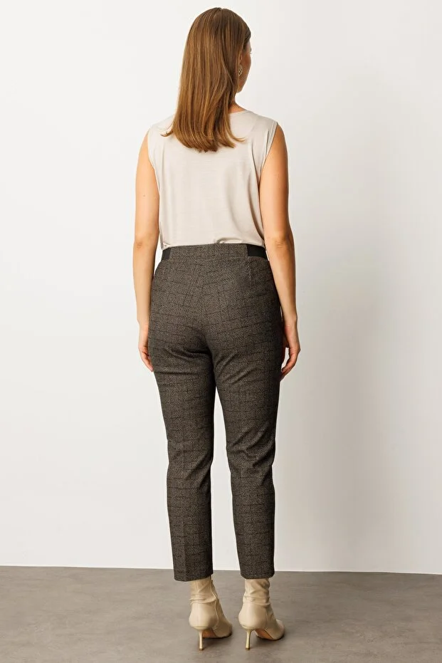 EKOL Beli Lastikli Balıksırtı Desenli Pantolon 1103