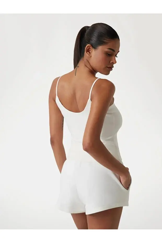 GUESS Top Aktif bluz V5GP22J1314 - Beyaz