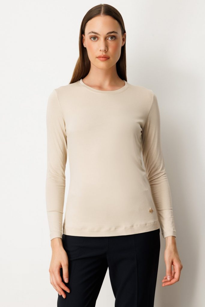 ON Metal Aksesuarlı Sıfır Yaka Basic Bluz 61303 - KUM