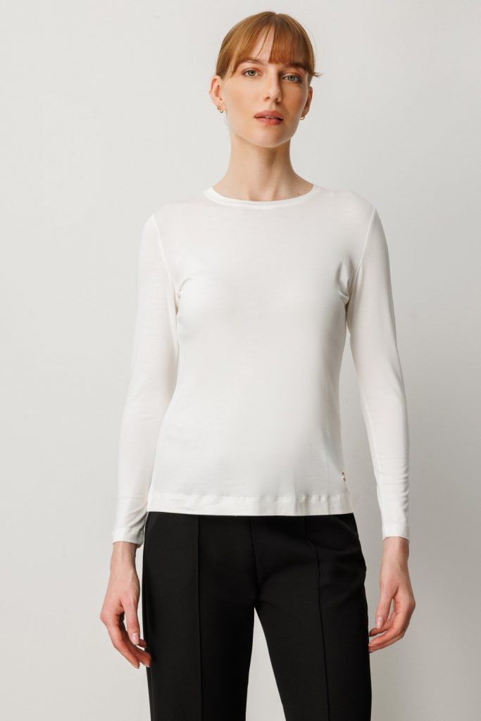 ON Metal Aksesuarlı Sıfır Yaka Basic Bluz 61303 - EKRU