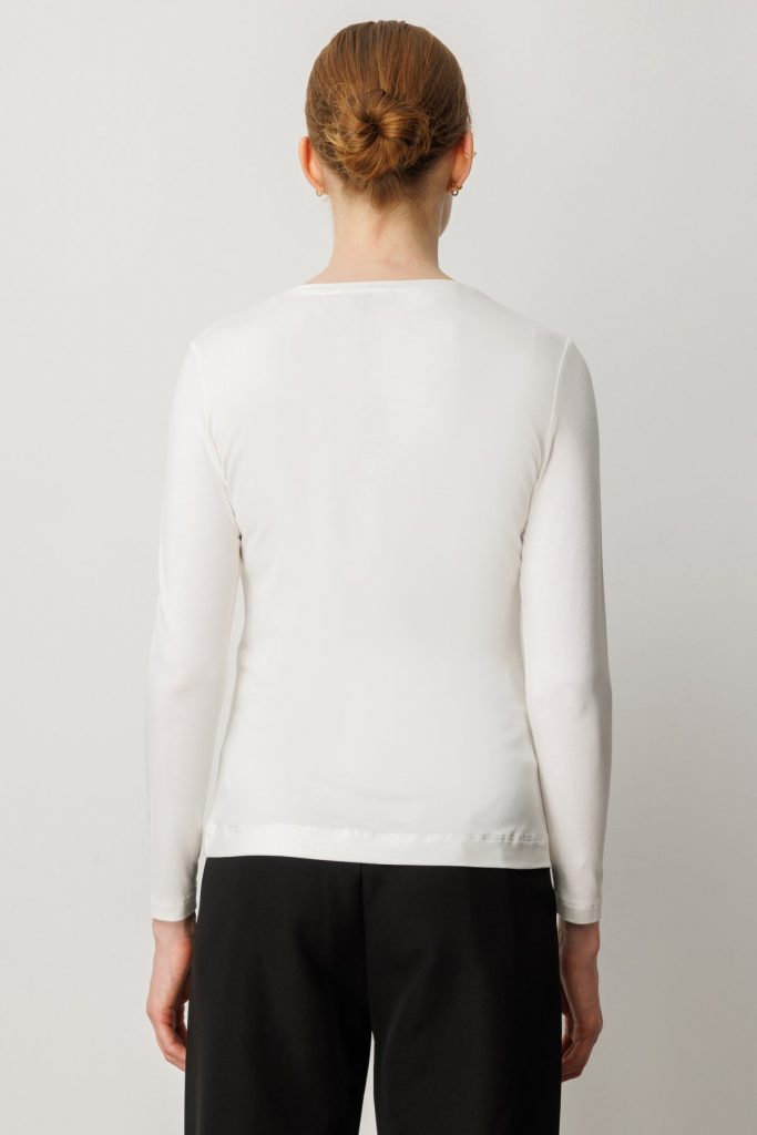 ON Metal Aksesuarlı Sıfır Yaka Basic Bluz 61303 - EKRU