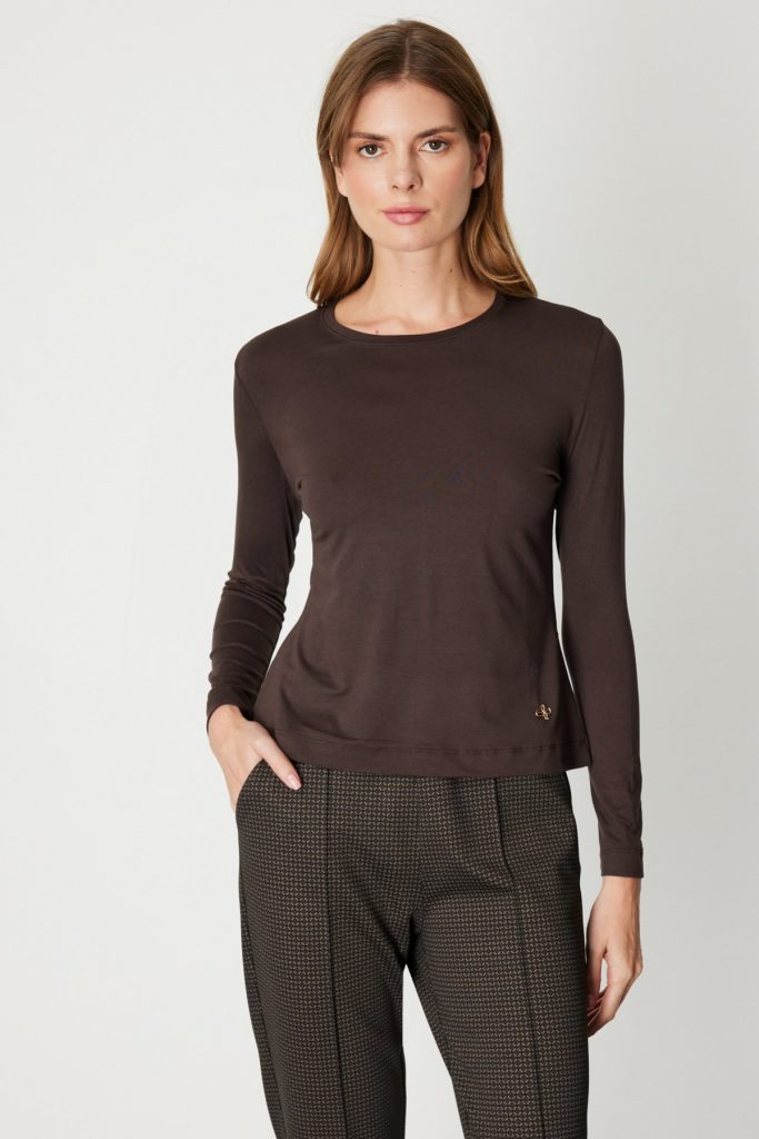 ON Metal Aksesuarlı Sıfır Yaka Basic Bluz 61303 - kahve