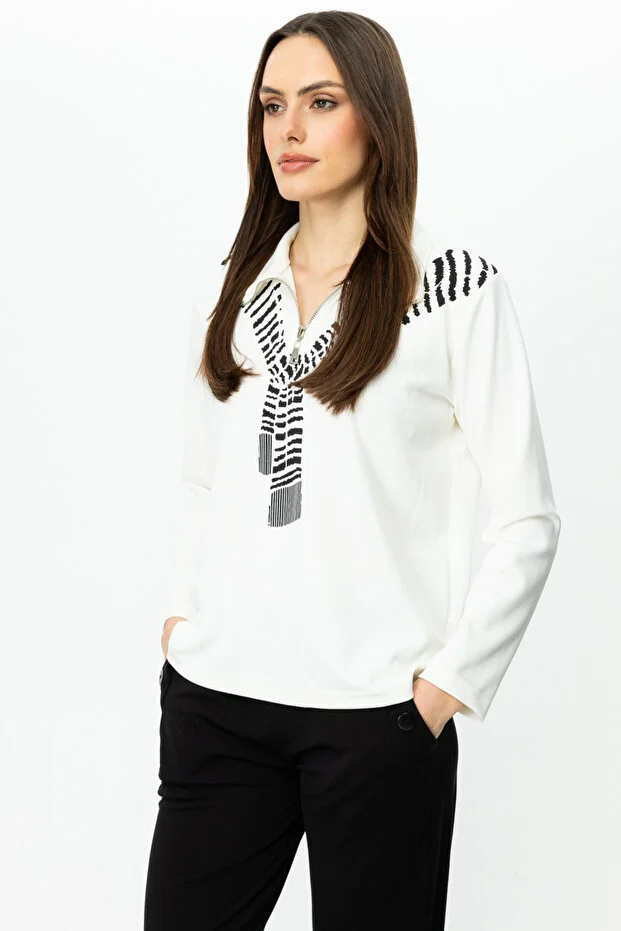 ON TRİKO Yakası Fermuarlı Baskılı BLUZ 56343 - EKRU