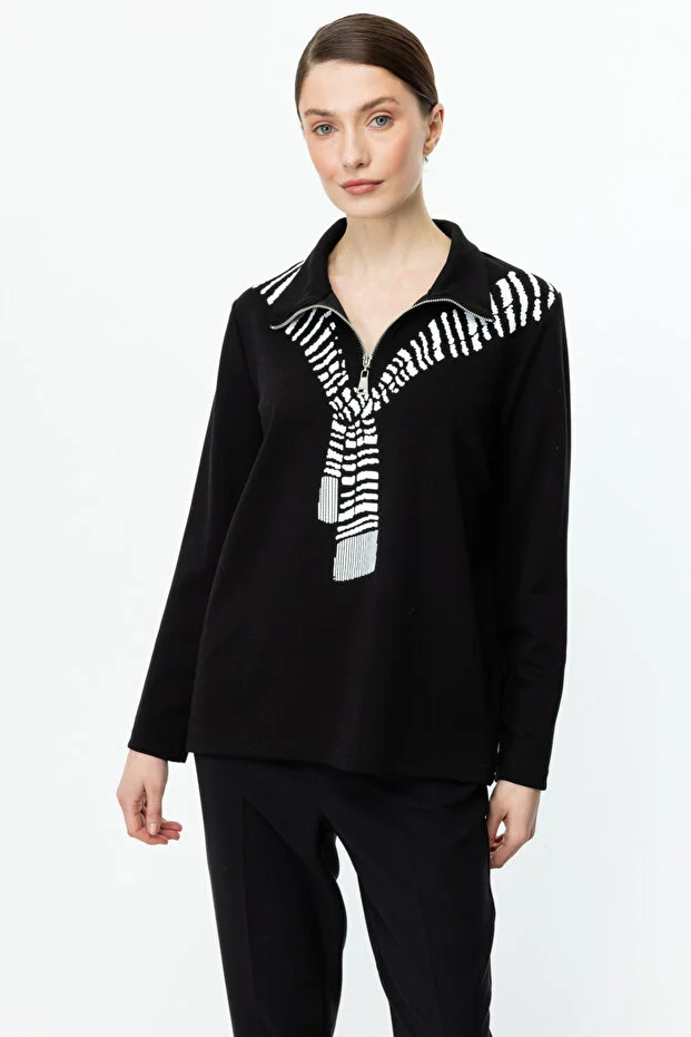 ON TRİKO Yakası Fermuarlı Baskılı BLUZ 56343 - Siyah