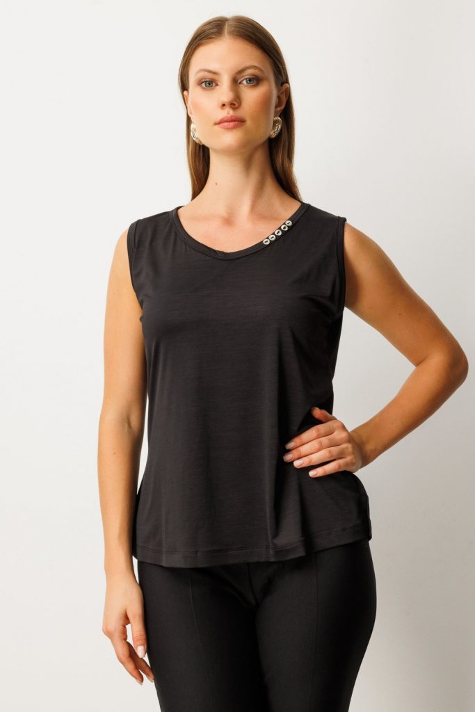 ON TRİKO Yakası Düğme Detaylı Kolsuz Basic 61333 - Siyah