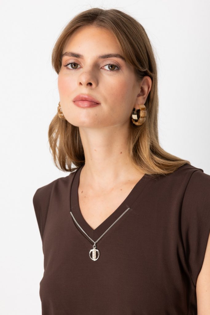 ON TRİKO V Yaka Aksesuar Detaylı Bluz 61354 - kahve