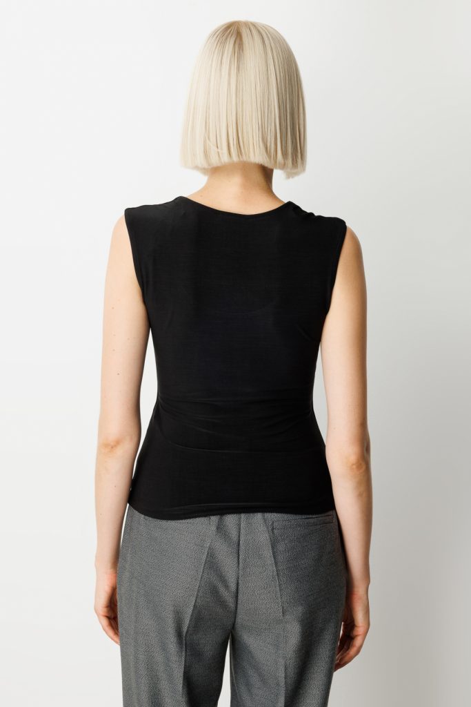 ON TRİKO U Yaka Basic Bluz 61385 - Siyah