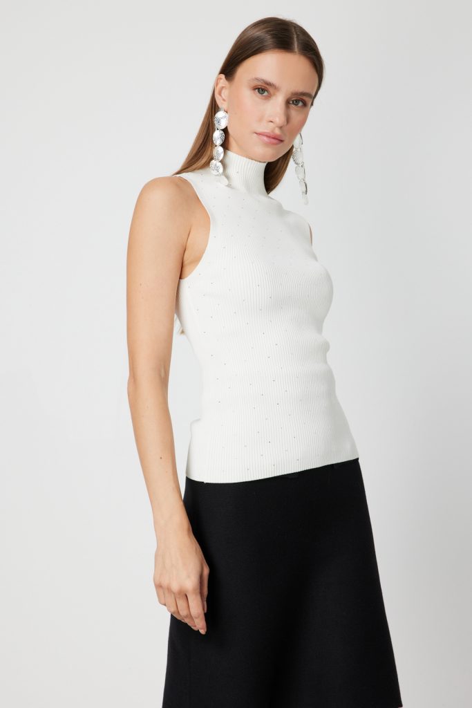 ON TRİKO Taşlı Kolsuz Triko Bluz 66375 - KREM