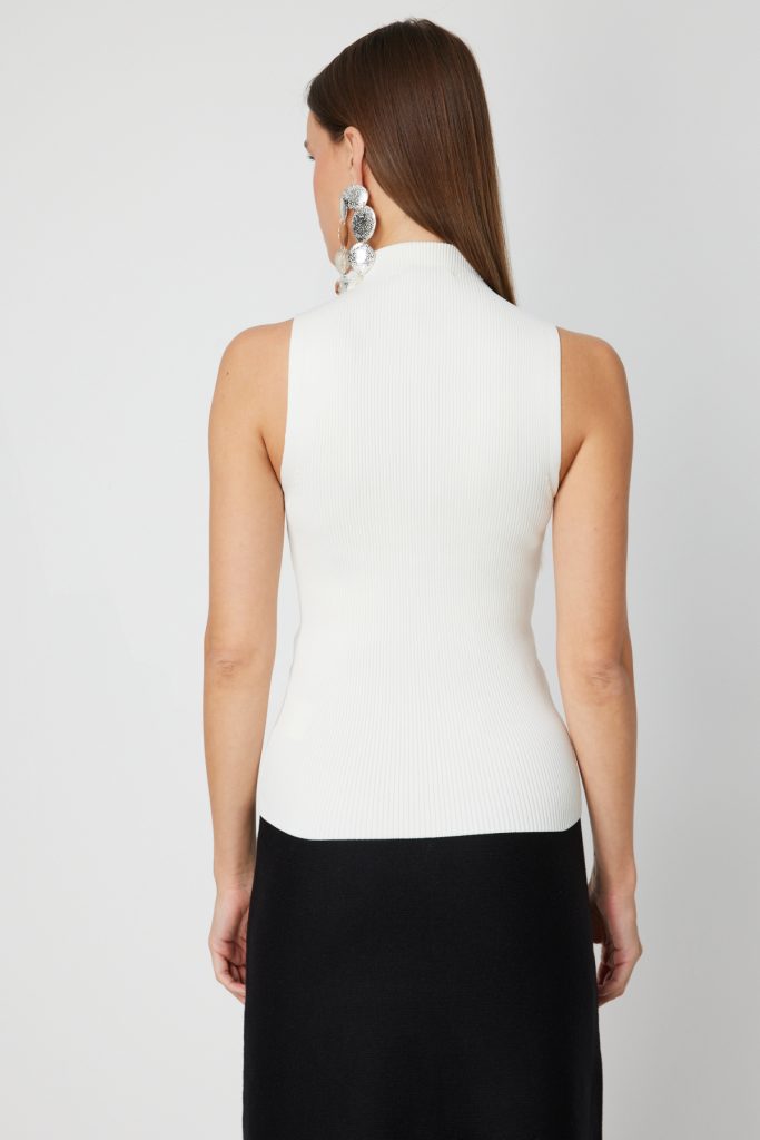 ON TRİKO Taşlı Kolsuz Triko Bluz 66375 - KREM