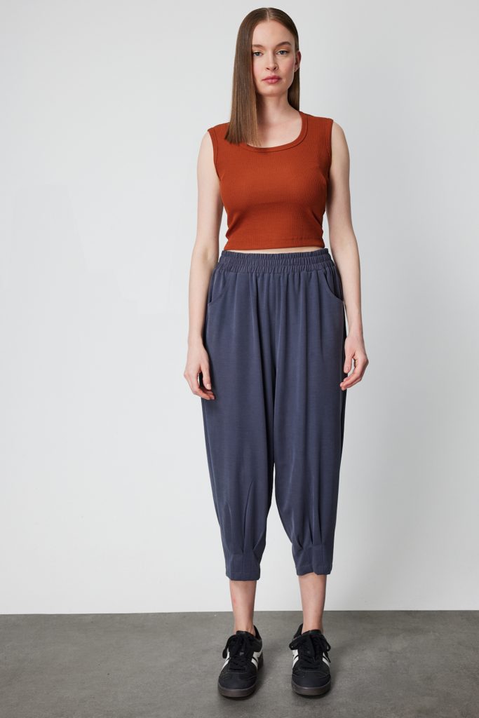 ON TRİKO Fitilli Kolsuz Crop Bluz 61396 - KİREMİT