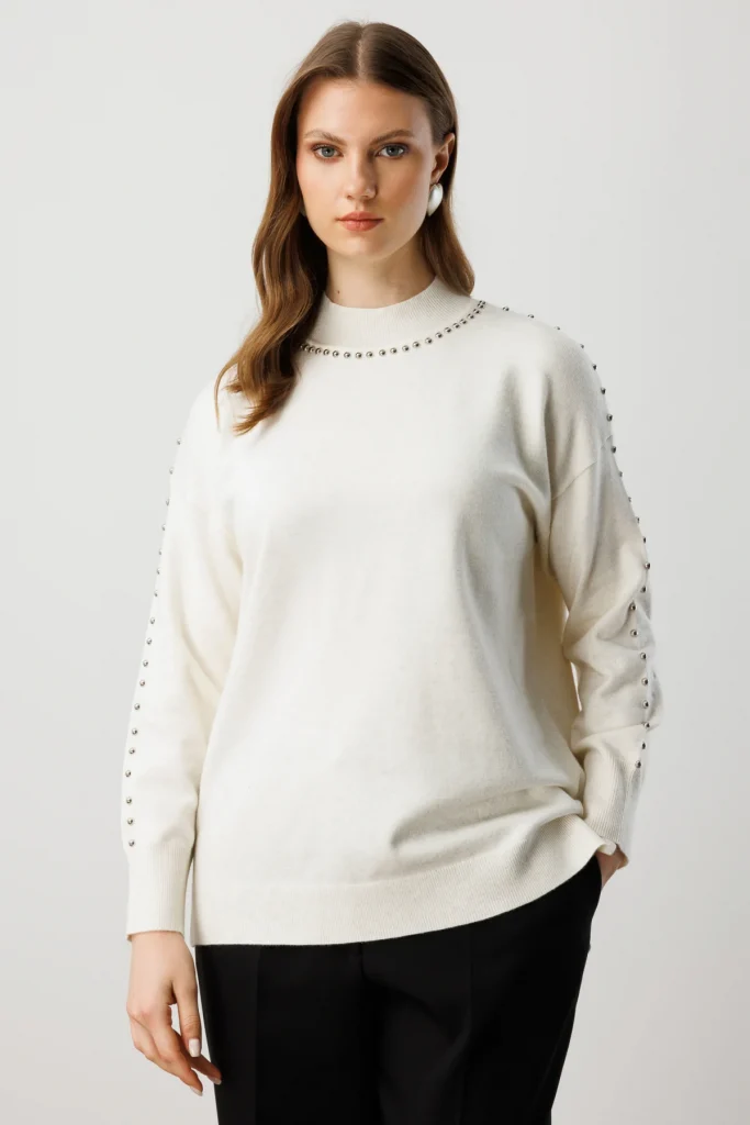 ON TRİKO Kumaşı Simli Zımba Detaylı Triko Kazak 60307 - EKRU