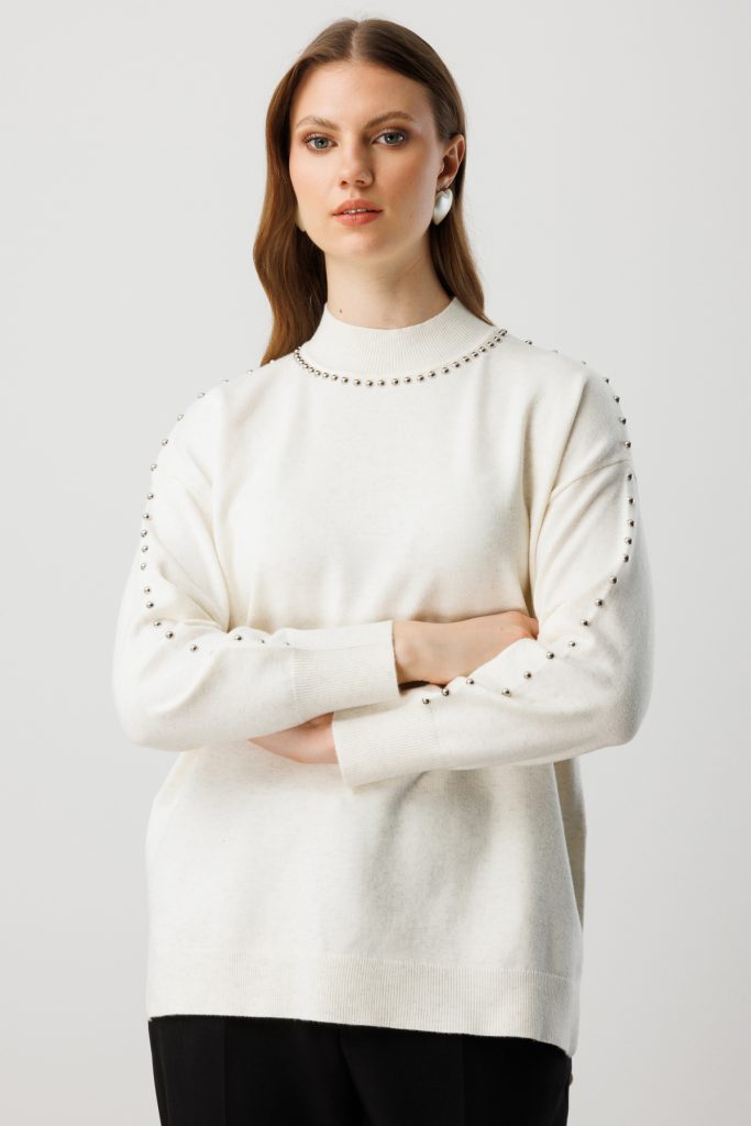 ON TRİKO Kumaşı Simli Zımba Detaylı Triko Kazak 60307 - EKRU