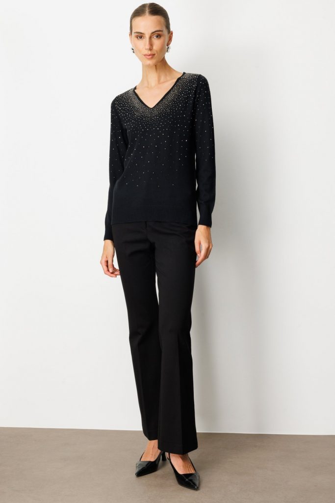 ON TRİKO V Yaka Önü Taşlı Triko Kazak 65315 - Siyah