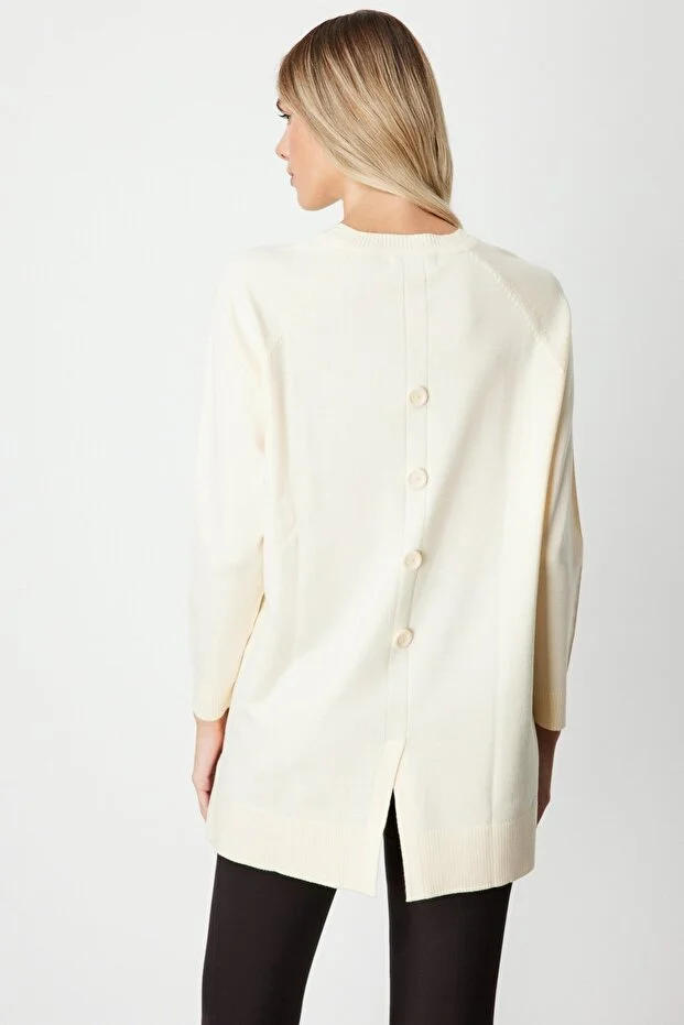 ON TRİKO Arkası Düğmeli Sıfır Yaka Kazak  65413 - KREM