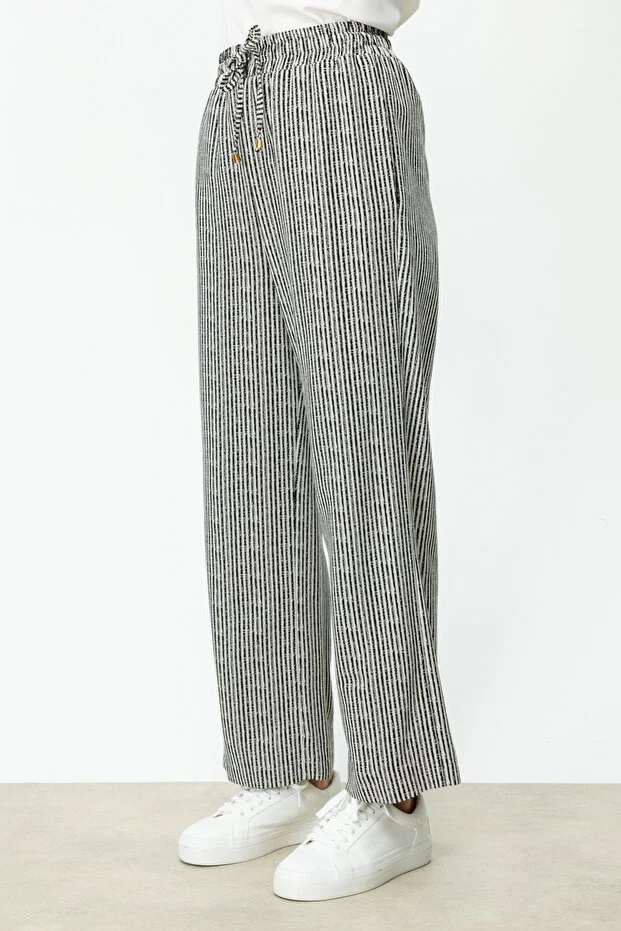 ON TRİKO  Çizgi Desenli Bol Paça Pantolon 54506 - Siyah