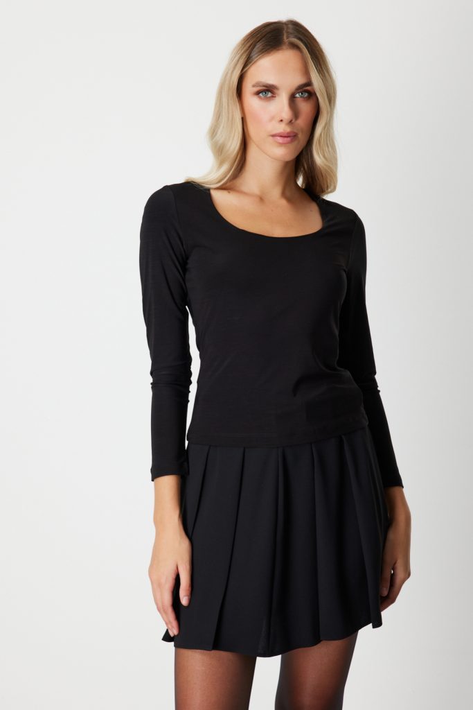 ON TRİKO U Yaka Basic Bluz 61386 - Siyah