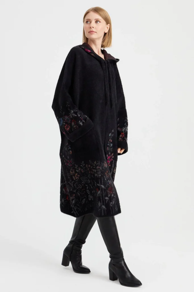 DESEN Triko Kırçiçeği Desenli Afrodit Panço 23065