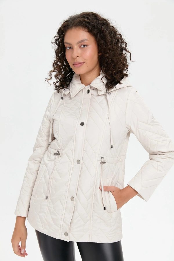 DESEN TRİKO Kapüşonlu Beli Bağcıklı Kısa Kapitone Mont 24412