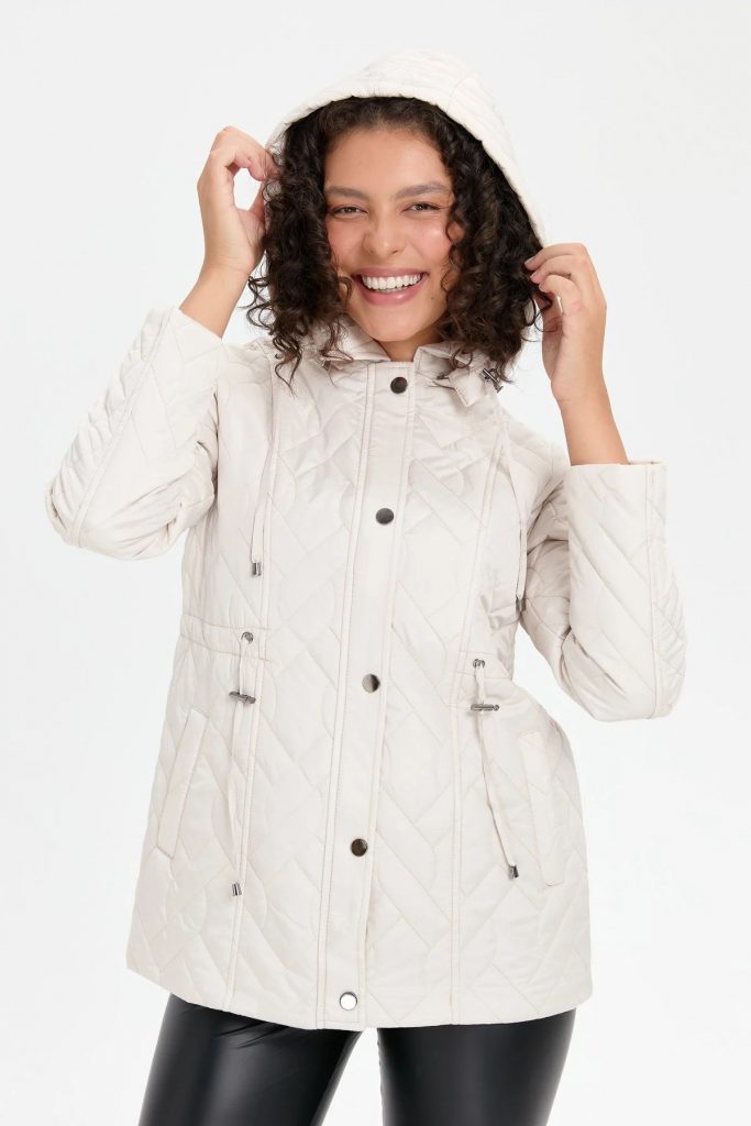 DESEN TRİKO Kapüşonlu Beli Bağcıklı Kısa Kapitone Mont 24412 - TAŞ