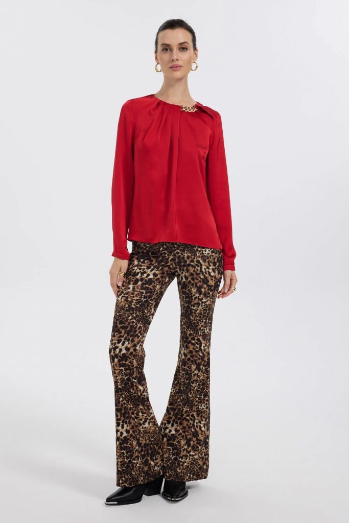 EKOL Kadın Zincir Aksesuarlı Önü Drapeli Bluz  2007