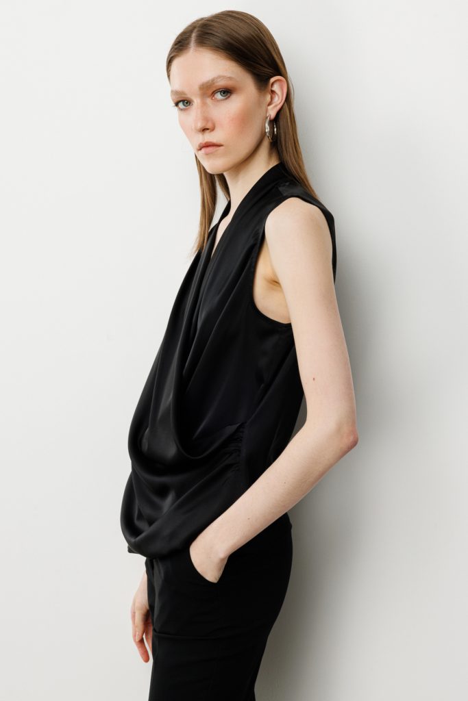 EKOL Kolsuz Saten Bluz 3012 - Siyah